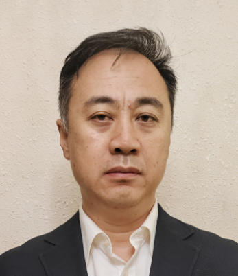 庞强强 证件照.png