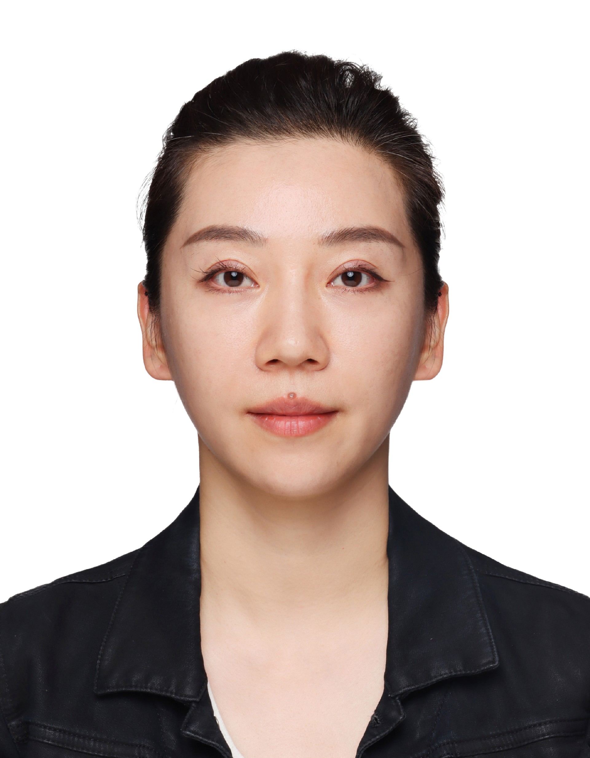 刘芳兵 证件照.jpg