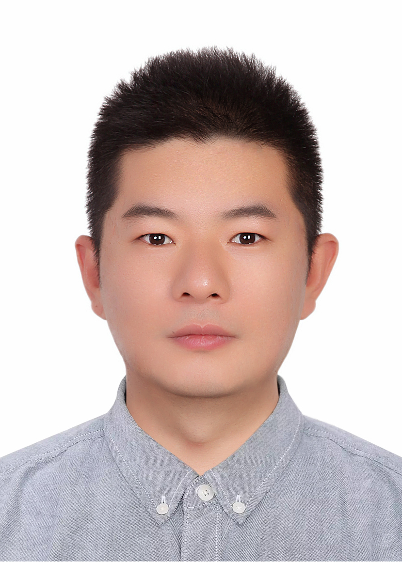 魏腾蛟证件照.JPG
