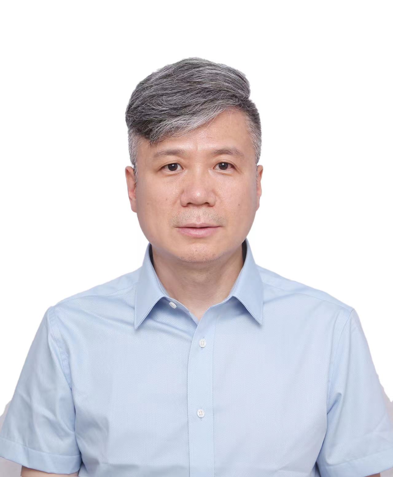 郭盛证件照.jpg
