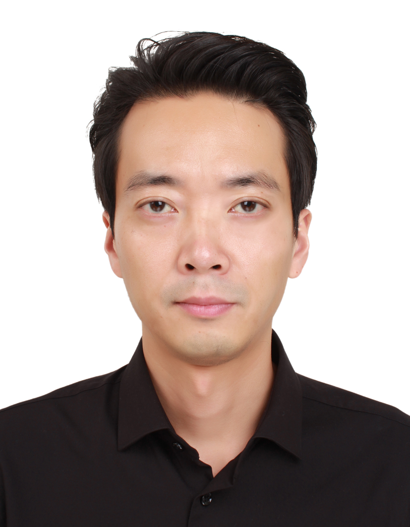 罗俊勃证件照.jpg