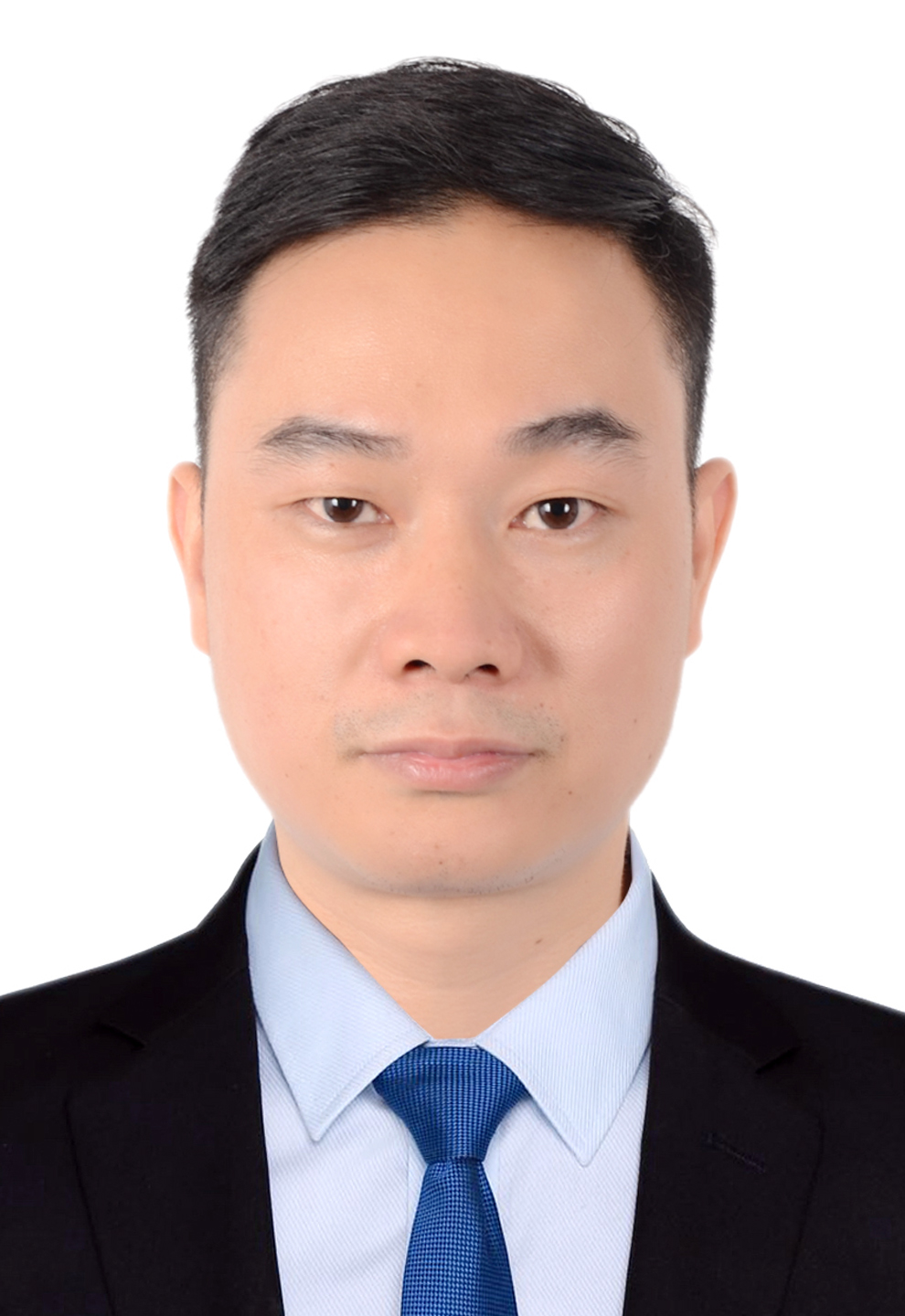 张启明-白底照.jpg