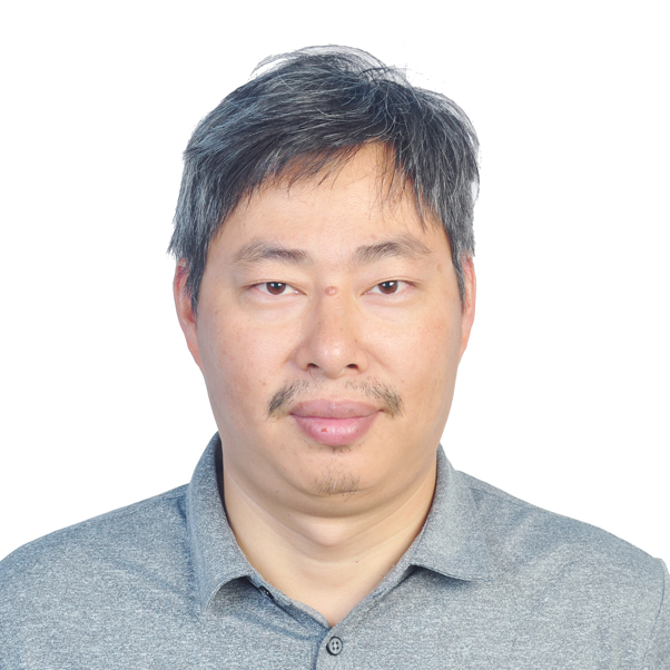 冯毅坚-证件照.jpg